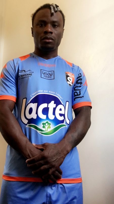 Je sus un joueur de 23 ans actuellement a la recherche d’un club de niveau R2 -R3 je-sus-un-joueur-de-23-ans-actuellement-a-la-recherche-dun-club-de-niveau-r2-r3
